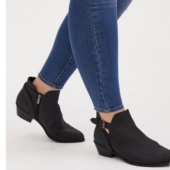 BRAND NEW VINCE CAMUTE CAMUTO WOMEN'S PARVEEN SUEDE ANKLE BOOTIE SHOES - Picture 16 of 16